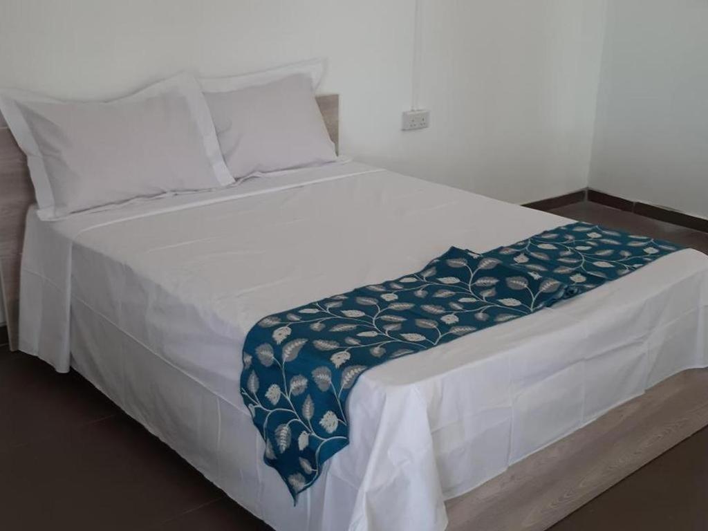 A Room For Two People At Palais Authentic Pointe aux Canonniers Extérieur photo
